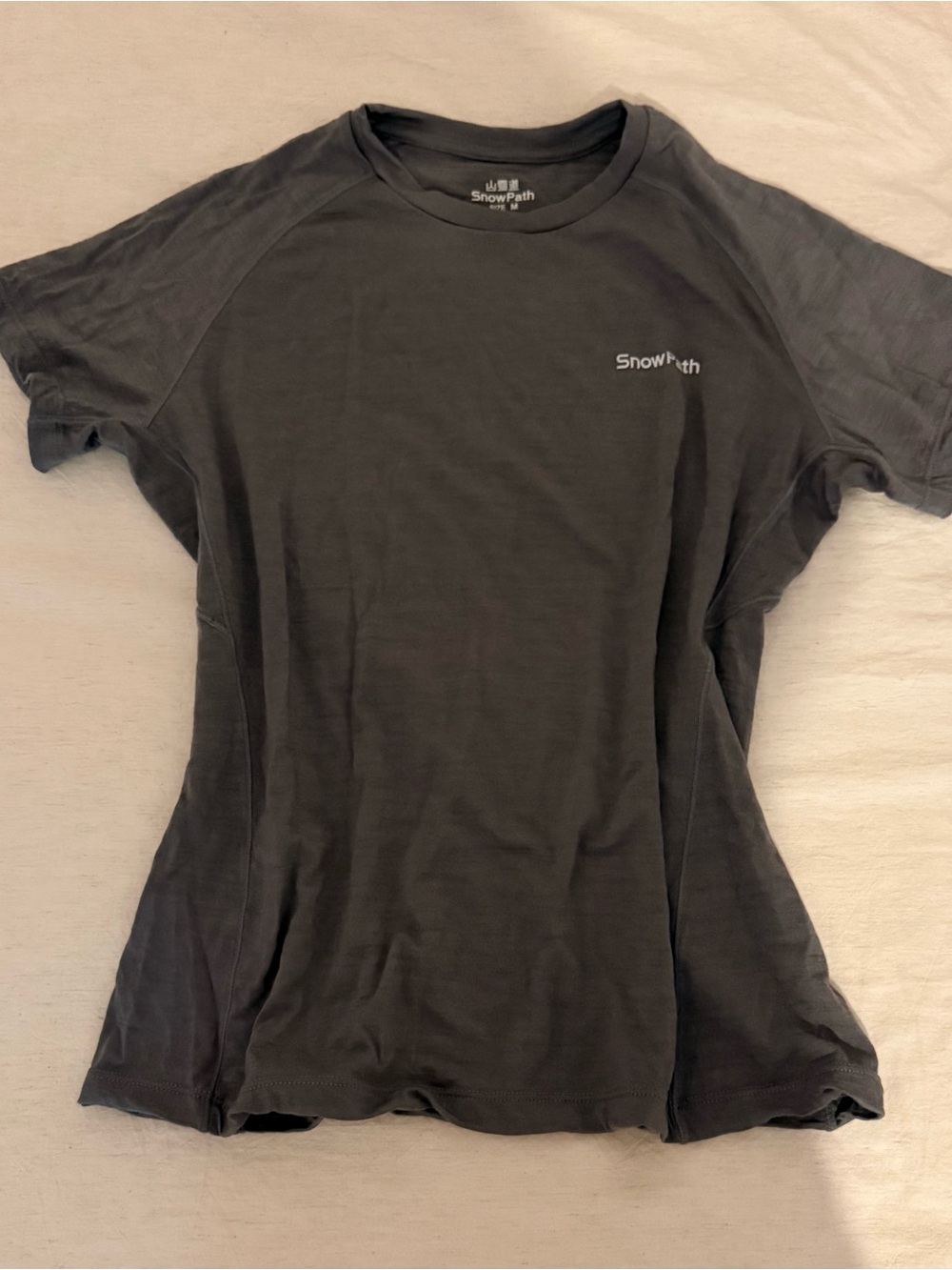 Short sleeve merino wool tee in charcoal
